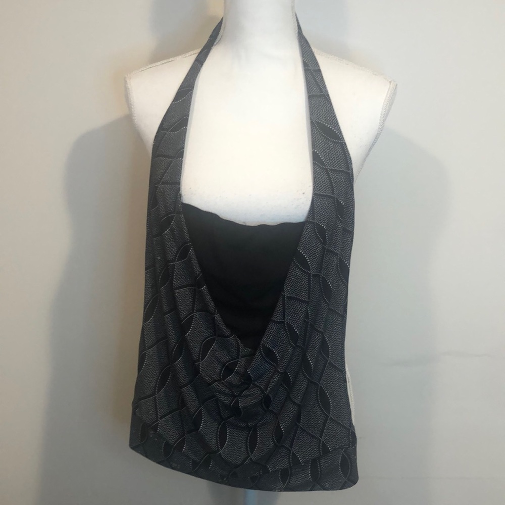 TOPIA Sz. S Black and white sequence top
